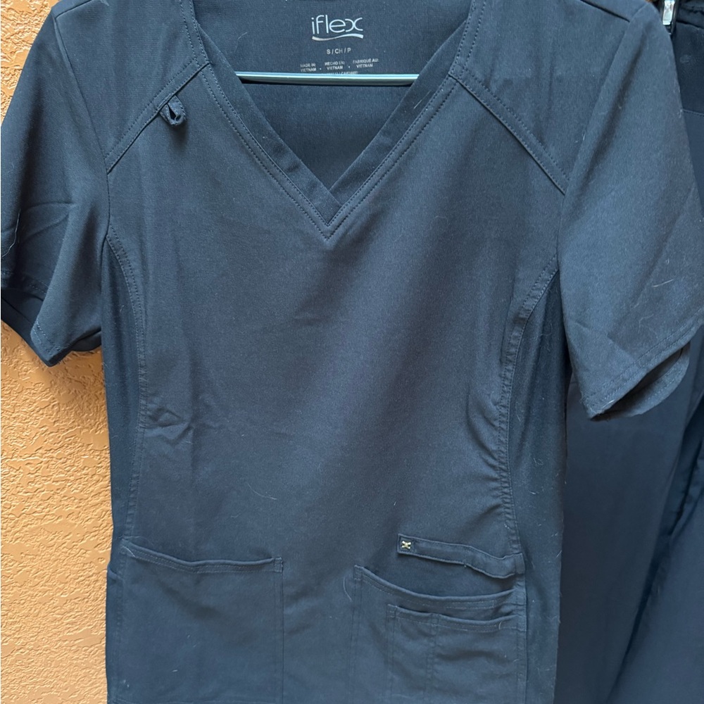 iFlex Black Scrub Top